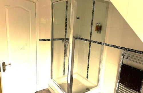 New Farm Cottage, hot tub, 3 bed, sleeps 6, private garden, entire home - Photo 25