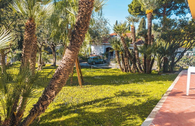 Lemon Apartment with Garden and Sea View - Photo 12