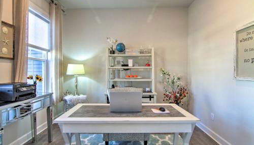 Modern Lewes Home with Deck, Grill and Pond View! - Foto 3