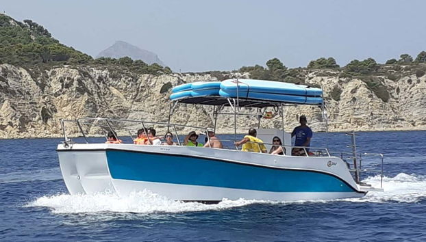 Surcando las aguas del Mediterráneo