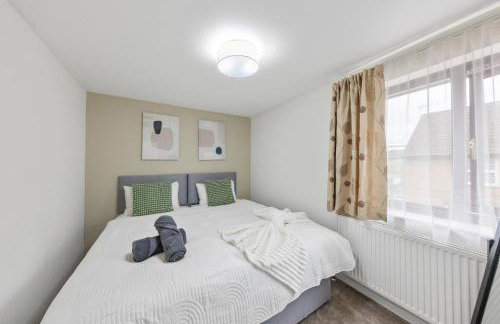 The Belvedere Stay - Free Parking, Spacious Garden, Super King Bed - Foto 2