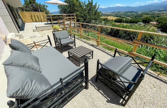 Villa Ipnotica - Panoramic Views Plus Exquisite Pool - Sleeps 7 - Very Stylish - Photo 44