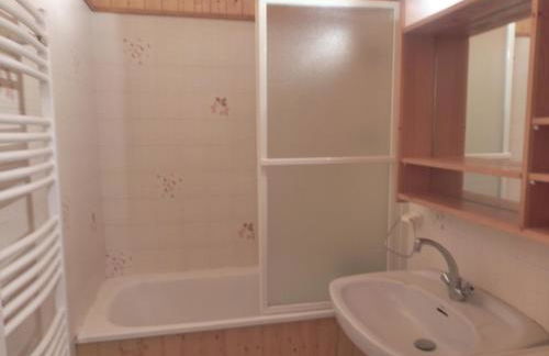 Appartement chaleureux 3 pièces, 6 pers., Méribel centre, au pied des pistes, WIFI, animaux admis - FR-1-411-777 - Foto 7