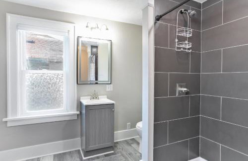 Modern Home Heart of South Bend - Foto 7