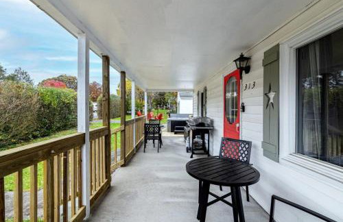 New River Gorge Cottage w Hot Tub, Fire Pit, Grill - Foto 23