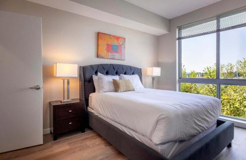 Modern Apt with Luxury Amenities - Foto 11