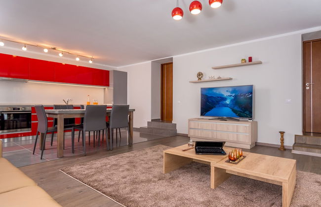 Casa Nicolae Luxury Suites - Photo 80