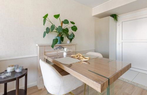 Suite 2 à 4 personnes lit rond Bergson Stade Zénith - Foto 19