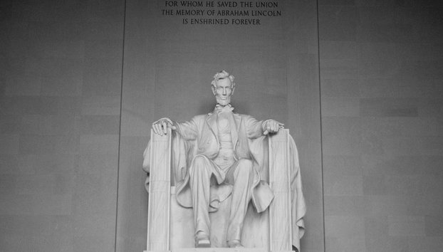 Travel Curious: The National Mall at Dusk - Private Evening Tour - Photo 2