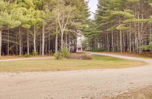 Trail Access! Up North Family Cabin Near Lake - Foto 36