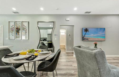 Chic Retreat-Stunning Design Cozy Fire Pit Escape! - Foto 18