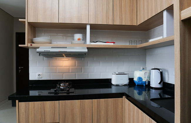 Best Location 2BR Ciputra International Apartment - Photo 15