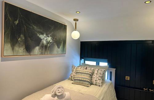 Gorgeous 3 Bedroom, 225 year old cottage - Foto 62