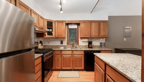 Majestic Escapes Hot Tub Firepit Deck Large Yard - Foto 5