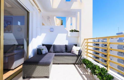 Prime Location Penthouse with Stunning Sea Views - Foto 4