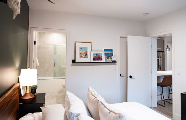 Hemlock Hangout By Revelstoke Vacations - Photo 5