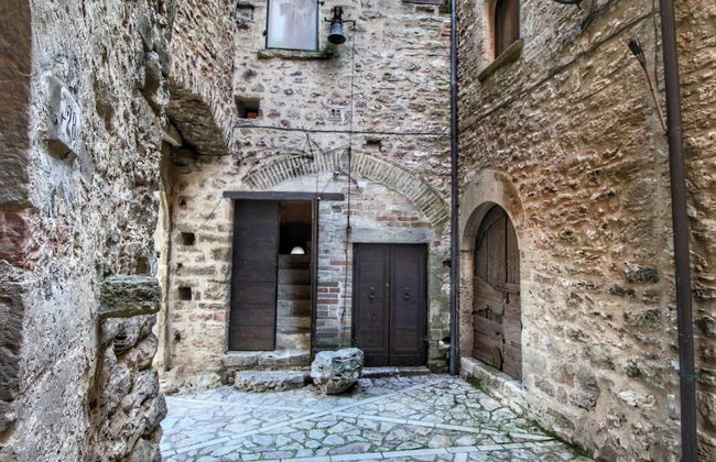 Umbria's Poolside Charm - Foto 32