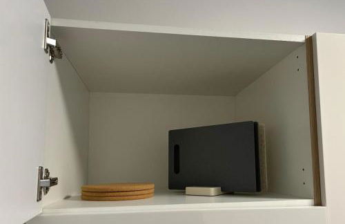 Spacious Apartment with Balcony - nearby Schlosspark - APOLONIAliving - Foto 37