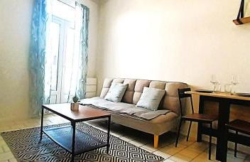 La Terrasse, T2 proche gare, Wifi, tv HD, grande terrasse - Photo 5