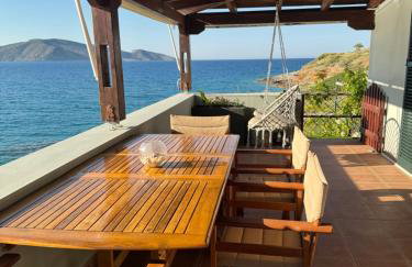 Tholos Alexandra's Beachfront House - Foto 3