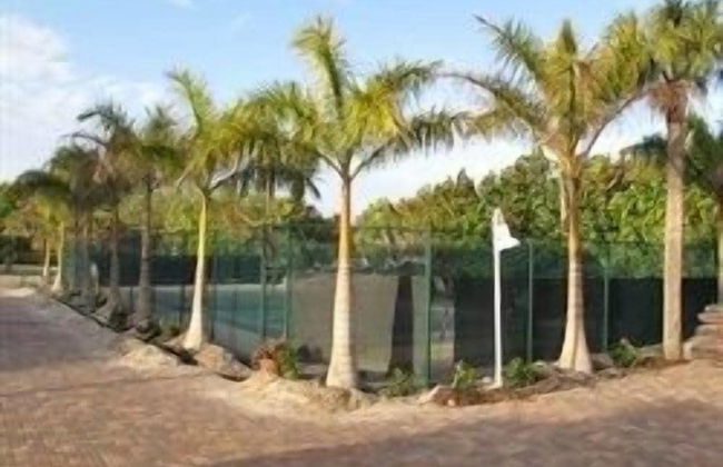 Sandalfoot Beachfront Condominium - Foto 13