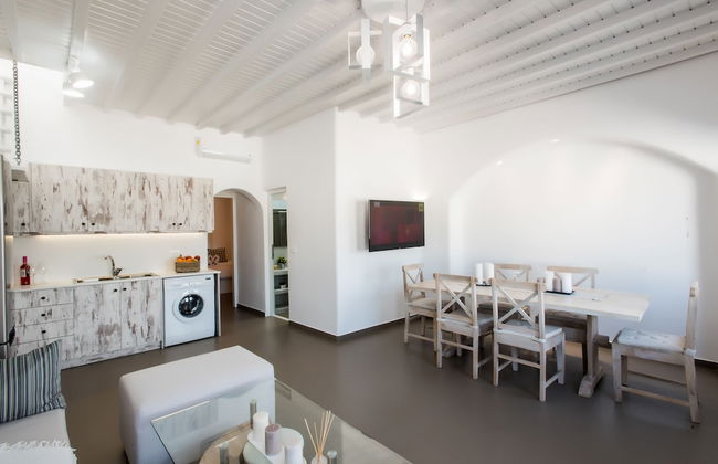 Sea Blue Venices Houses - Photo 3