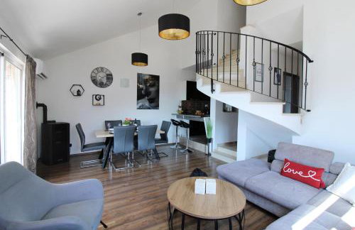 Luxury apartment Duće with private pool - Foto 27