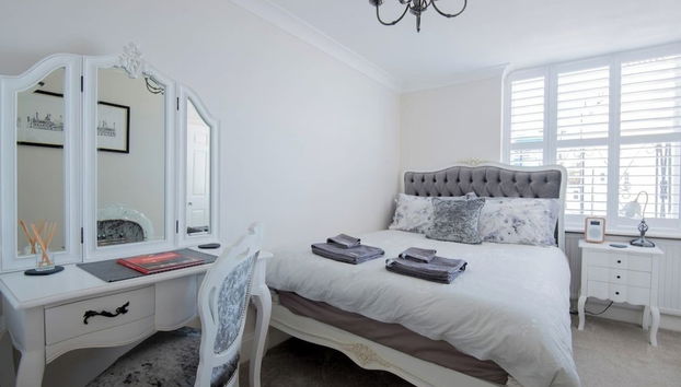 Direct Sea Views, Seafront Location & Free Parking - Foto 2, Imagen principal