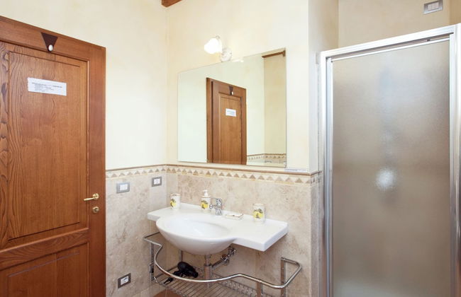 Tuscan Style Apartment with View of the Hills - Foto 13