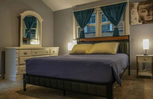 Historic Coastal Haven- Pet Friendly Fast Wi-Fi - Foto 8