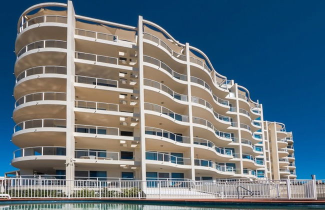 Regency on the Beach - Photo 42