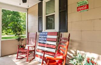 Coca Cola Cottage - Stay & Play Near Purina Farms - Dog Friendly - Foto 52