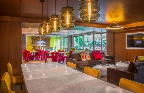 Large 3 bedroom Family Suite, Private Balcony, 5 min to DCA, Gym, Pool and more! - Foto 12