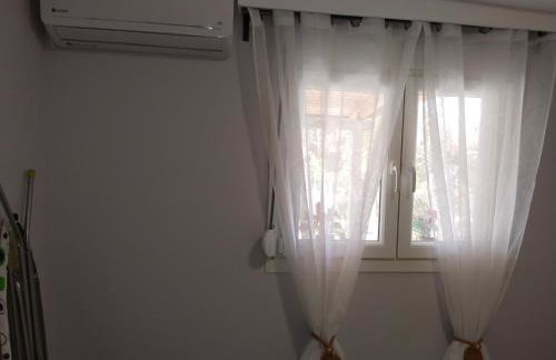 Io's Guest House - Photo 8