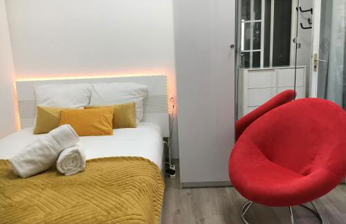 Exceptionnelle maison de ville ✧Cour privée ✧Métro - Foto 3