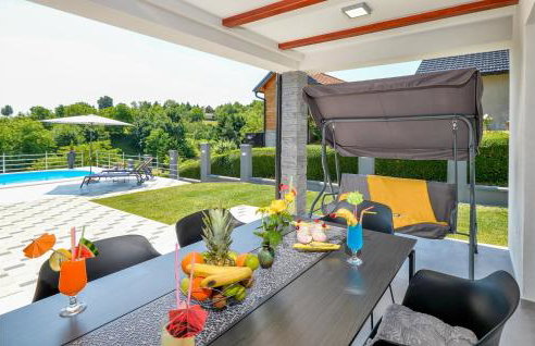 Gorgeous Home In Varazdin Breg With Sauna - Foto 2