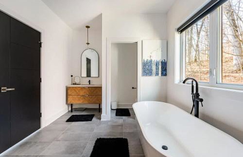 Modern Lakeview Home with Private Dock Sleeps 5 - Foto 31