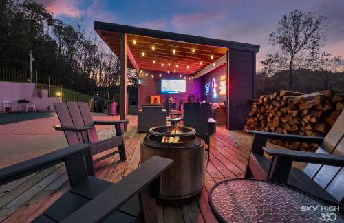 Creekside Oasis - 5BR Retreat with Pool & Hot Tub - Foto 24