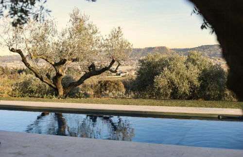 Modern House Among Spoltore Olive Trees - Foto 31