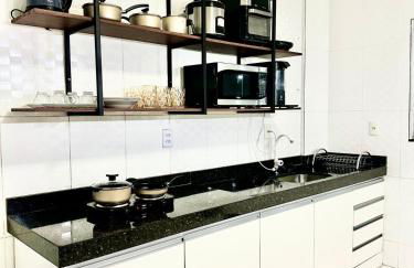 APË GOLD NO CENTRO DA CIDADE COM AR E CAMA KINg - Foto 59