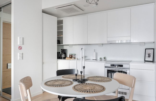 Stylish New 1BR Home with Sauna, Hosts 5 Guests - Photo 11