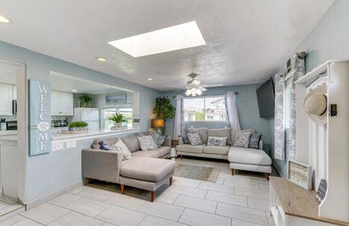 Peaceful Eureka Beach Cottage with 30-Foot Dock - Foto 3