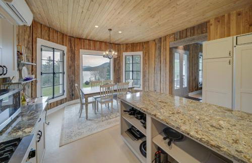 Scenic Loon Lake Adventure Retreat with Dock! - Foto 9