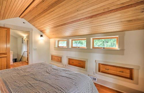 Lopez Island Hideaway with Coastal Views and Deck! - Foto 15