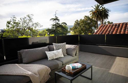 NEW Modern Oasis off Melrose - Rooftop - Pool - Foto 40