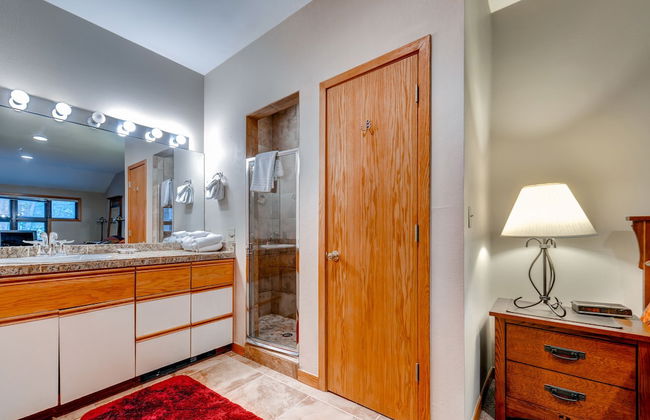 River Glen Condos by CRMR - Foto 30