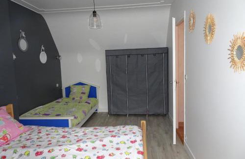 Holiday Home in Guerlesquin Near Lake - Foto 17