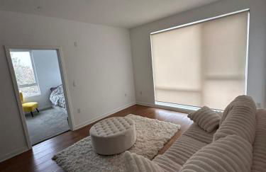 Modern Unit Near Glendale Galleria and Walk to Shopping & Dining! - Foto 1