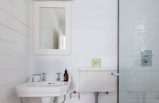 Beachfront House w Pool Steam - Photo 36