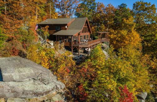 A Celestial Chalet Pets, Hot Tub & Mountain View - Photo 40